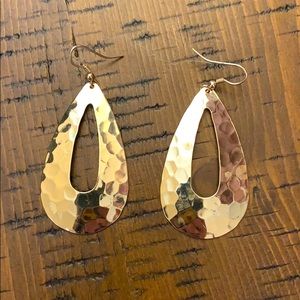Gold Hammered earrings